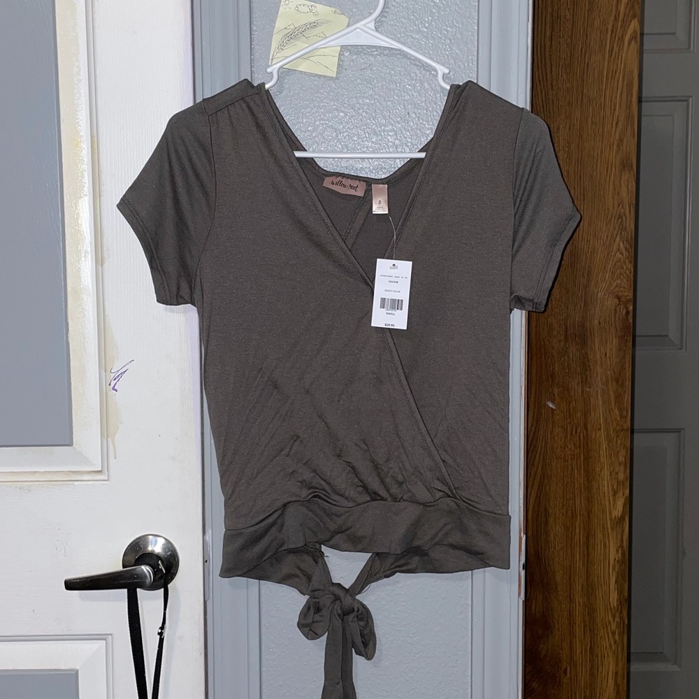 Women’s Buckle Willow+Root Top